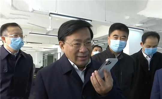 封一： 吉林省委副书记、省长韩俊光临4002cc永利集团伊通供热_副本.jpg